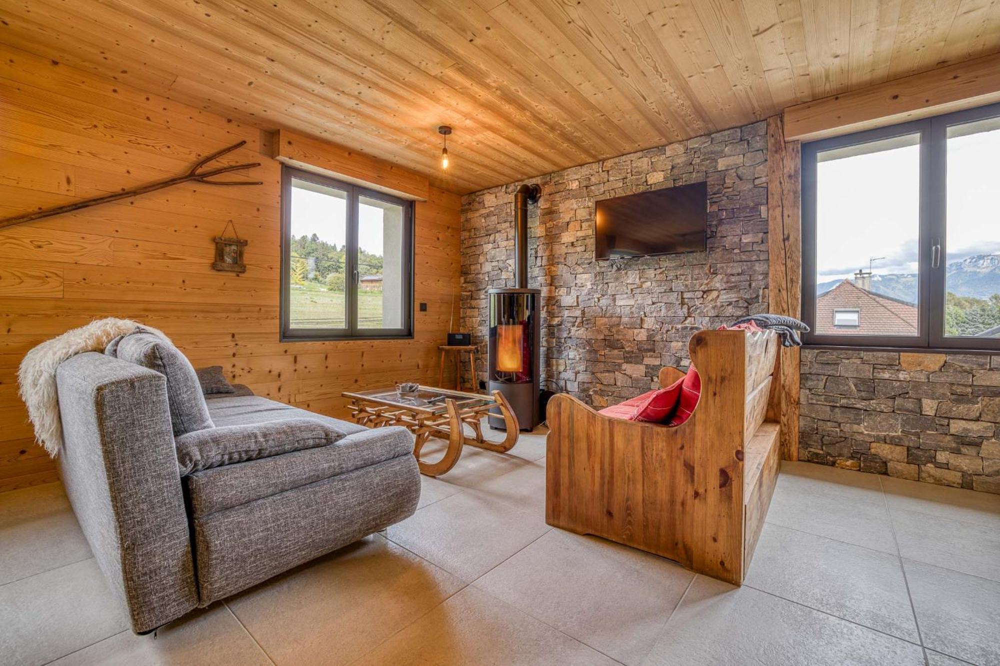 Ferienwohnung L'Ecureuil, Chez Le Charpentier D'Antan, La Chaleur Du Bois, Le Calme De La Campagne Epagny Metz-Tessy Exterior foto